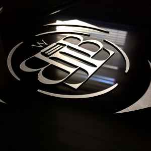 corte laser logotipo
